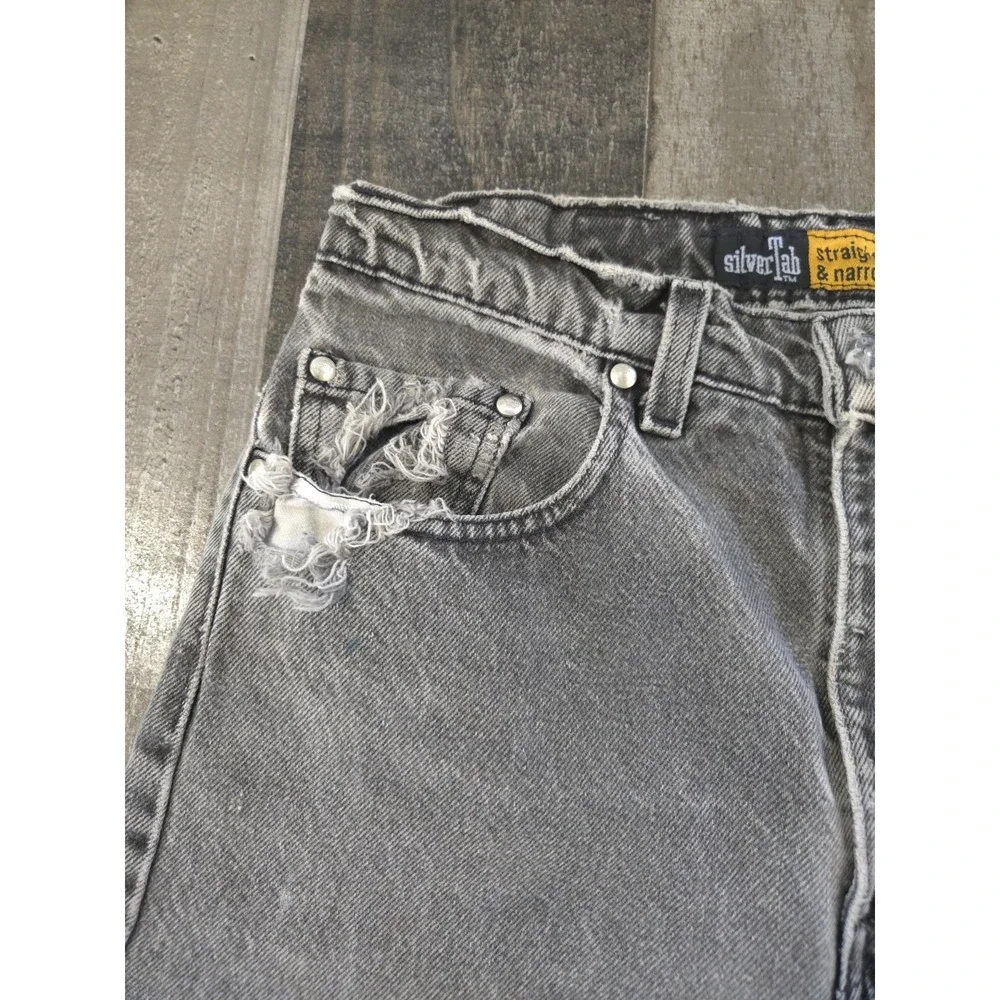 VTG 90s Levis SilverTab Straight & Narrow Jeans Grey Distressed Paint Splatter
